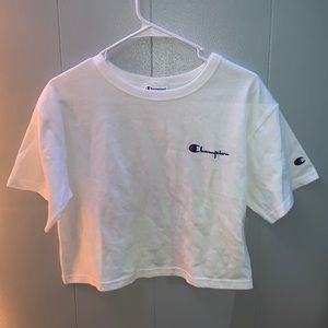 women’s cropped active champion tee